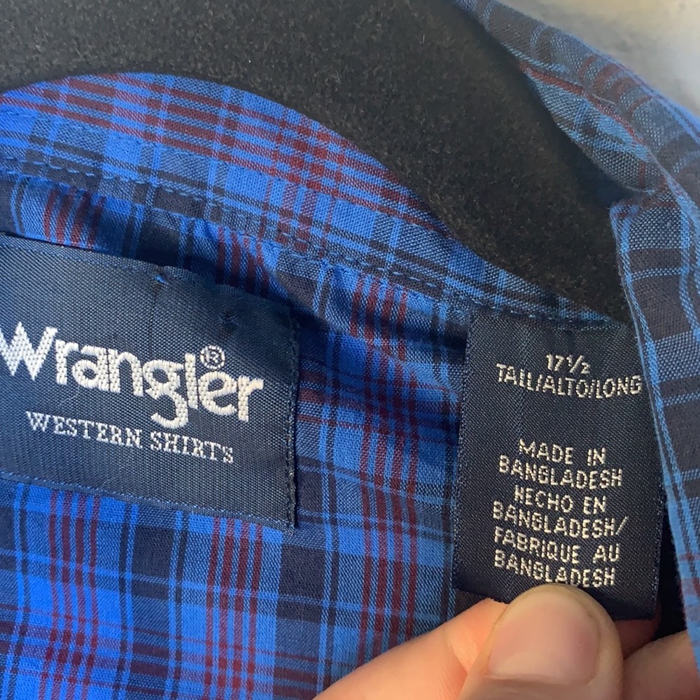 Wrangler blue plaid pearl snap button down shirt 17 - Picture 2 of 6